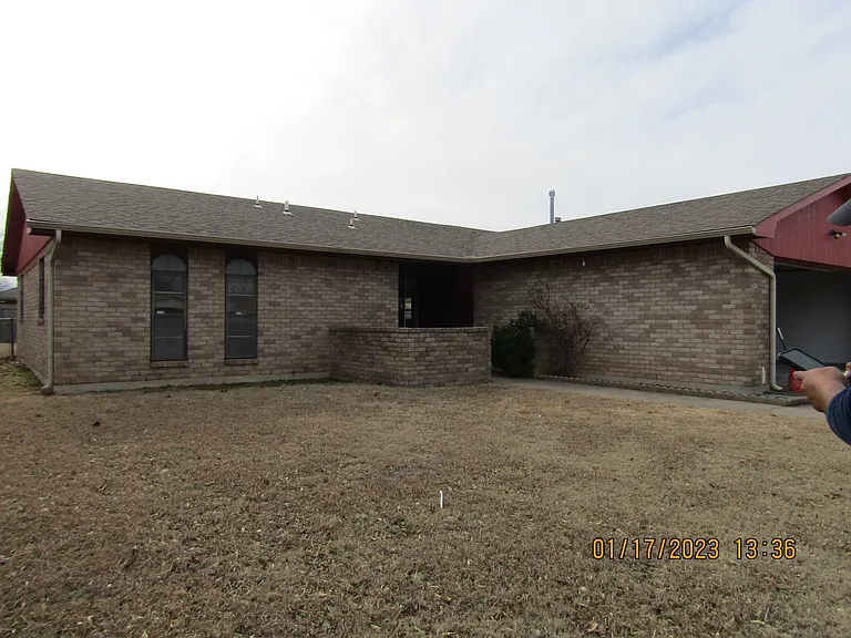 7008 NW Kingsbury Ave — Photo 19