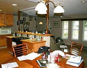 3rd image of 570 Oak Park Cir