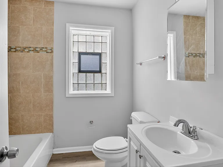 7847 S Bennett Ave #1 — Photo 20