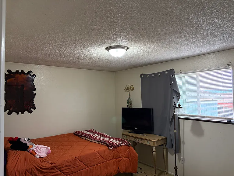 2801 Kauffman Ave #2801 — Photo 5