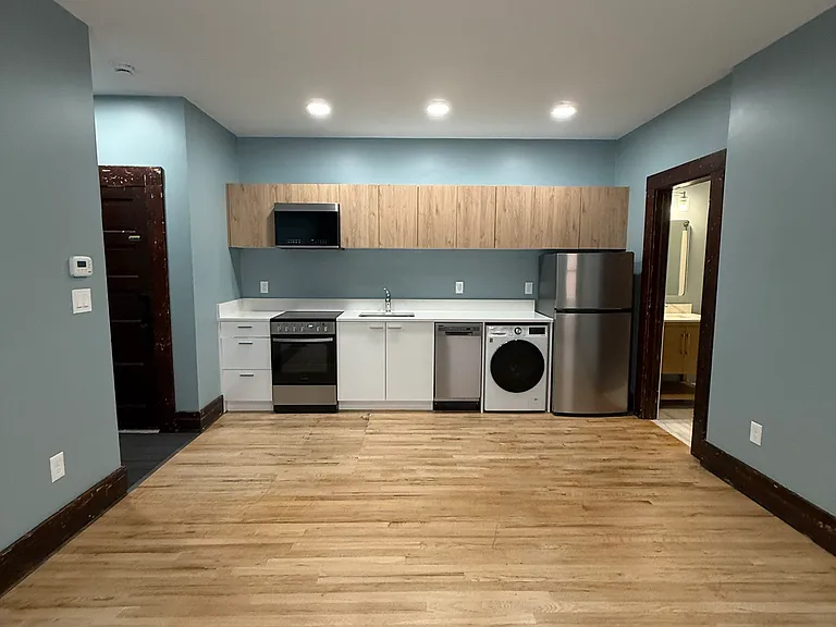 2313 Central Ave #7 — Photo 1