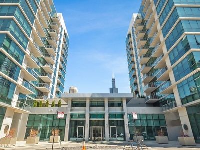 125 S Green St APT 309A, Chicago, IL, 60607