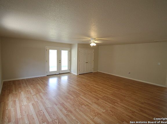 5th image of 500 Enchanted Oak Dr (13-Acres)