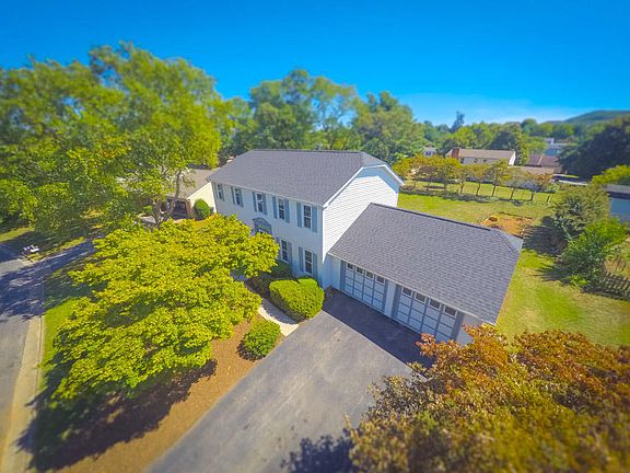 5th image of 1644 Mill Pond Dr