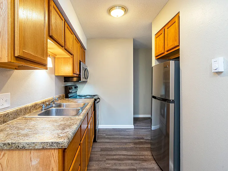 Toledo_1Bedroom_Kitchen2