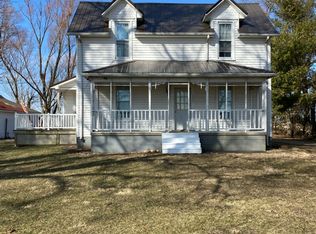 1290 E County Road 1350 N, Tuscola, IL 61953