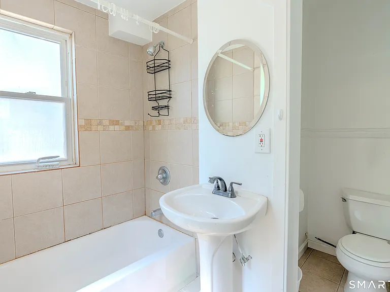 53-55 Davis Ave #B — Photo 6