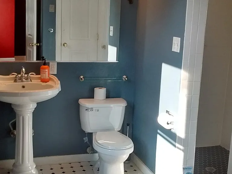 3000 W Grace St #302 — Photo 3