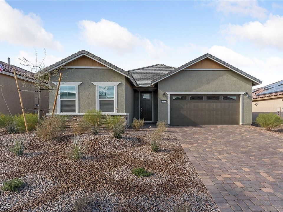 1st image of 581 Bella Serenata Ct