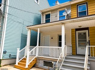 639 S Main St, Phillipsburg Town, NJ 08865