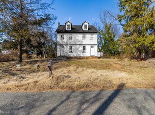 25 Delaware Ave, Greenwich, NJ 08323