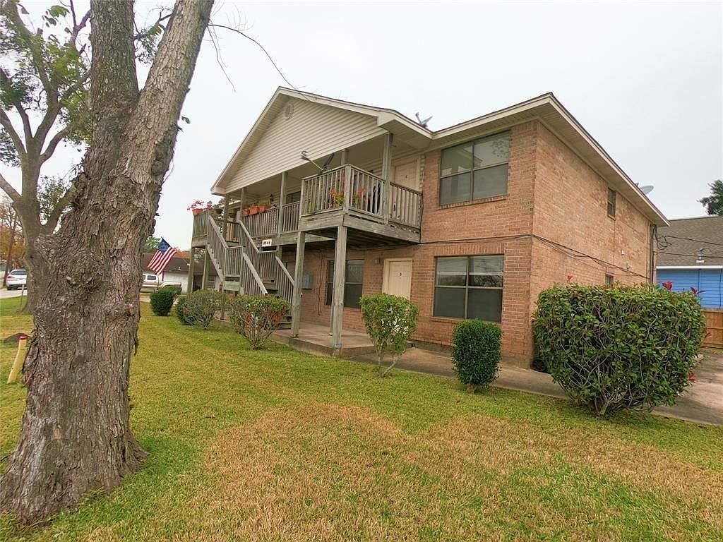 2546 S Texas Ave APT C, Pearland, TX 77581
