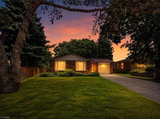 3 Orchard Pkwy, Grimsby, ON L3M3B1