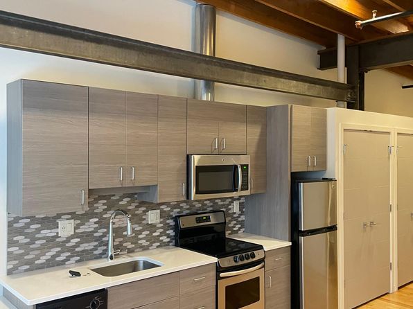 7614 Wydown Blvd APT 203