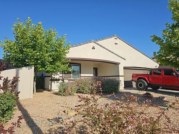 3rd image of 16648 Ukiah St