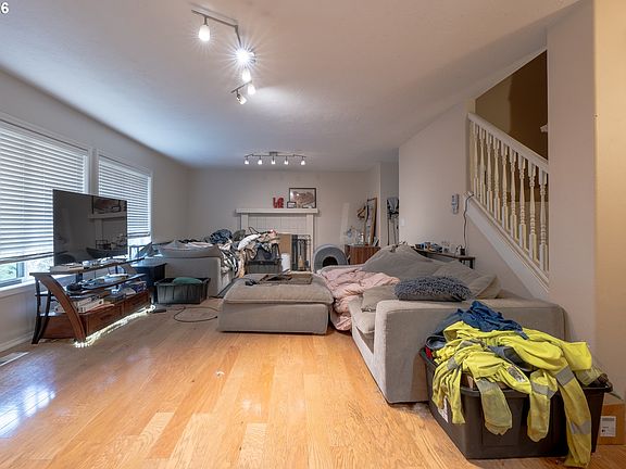 5th image of 5204 SW 201st Ave