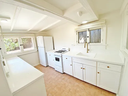 409 Jasmine St #2 — Photo 7