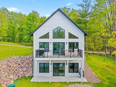 W5070 W Long Lake Rd, Waupaca, WI, 54981