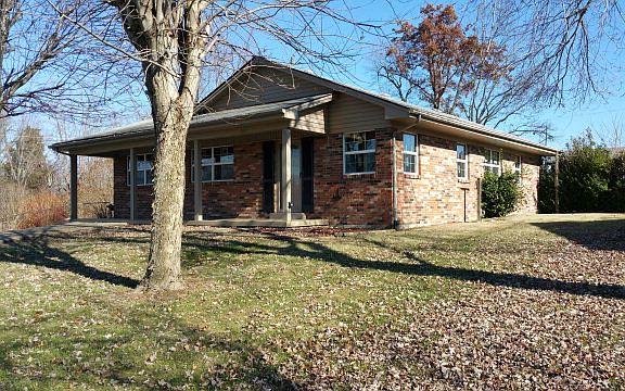 2nd image of 103 Elaine Ct