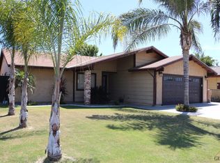 2409 Fairview Rd, Bakersfield, CA 93304