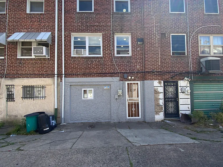 2545 S Bellford St — Photo 80