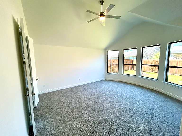 614 Morning Light Ln — Photo 18