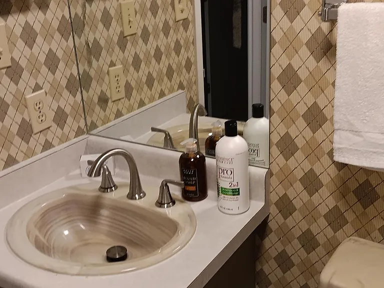 5 Pine Tree Rd #108 — Photo 5