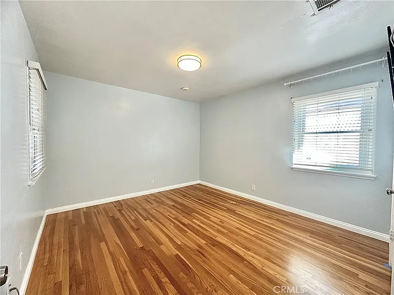 1527 Lancewood Ave — Photo 7