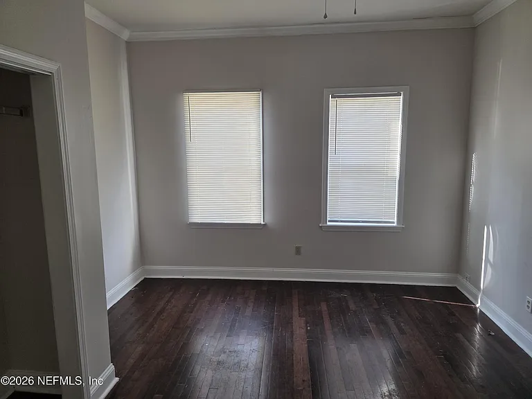 2039 Franklin St — Photo 5