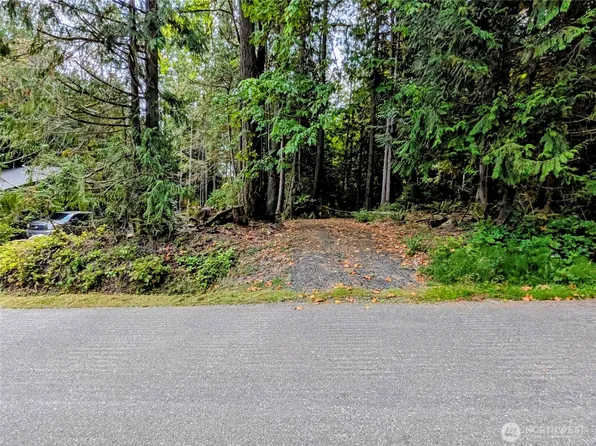 124 Goliah Lane, Port Ludlow, WA 98365