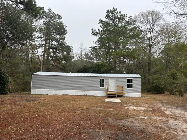 848 Foxcroft Dr, Thomasville, GA 31757