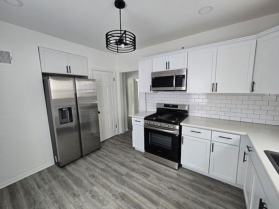 5th image of 3809 N 51st Blvd #3809