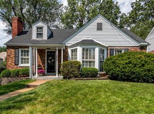 1017 N Geyer Rd, Saint Louis, MO 63122