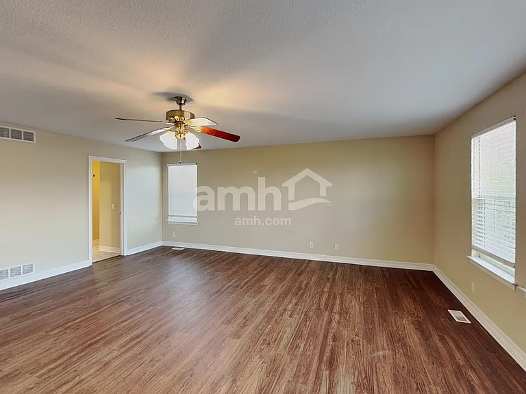 13945 Jasmine St — Photo 10
