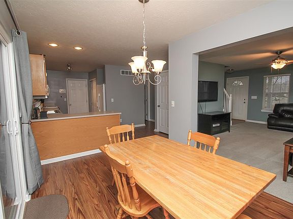 4th image of 7513 Plum Creek Way