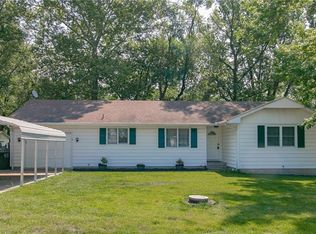 410 E Indiana St, Windsor, MO 65360