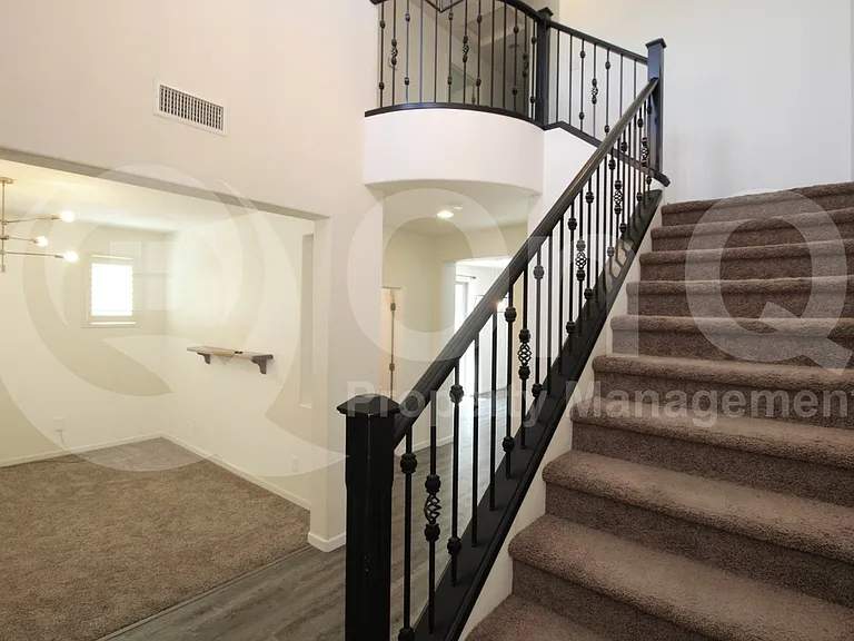 3450 E Tulsa St — Photo 55