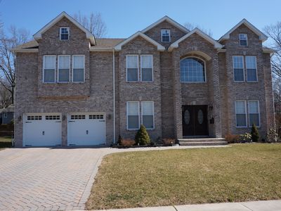 186 Cherry Ln, River Edge, NJ, 07661