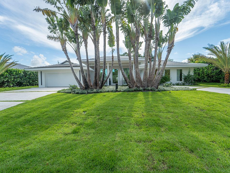 1st image of 229 GOLFVIEW Drive