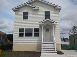 55 Kent Rd, Island Park, NY 11558