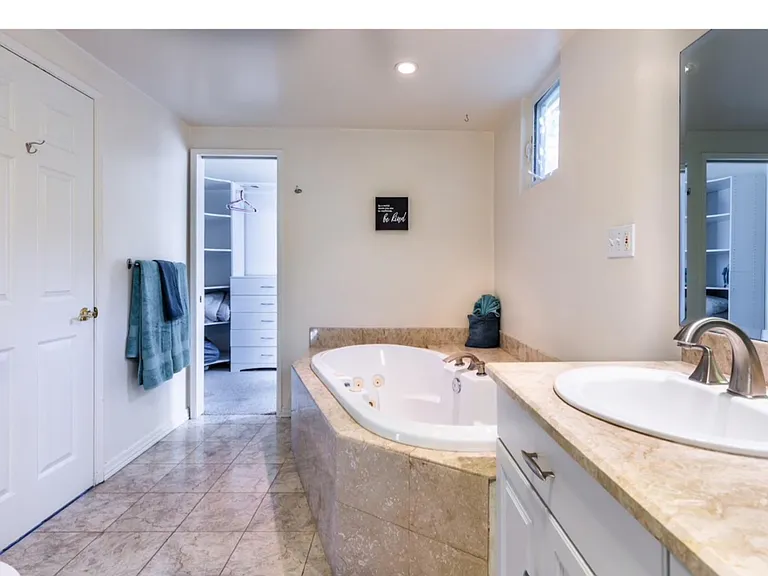 15707 Varden St — Photo 19