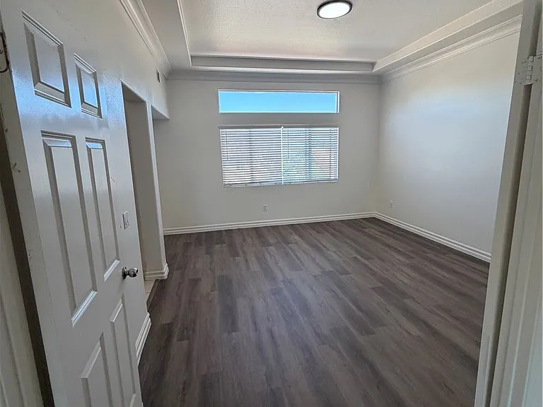 15147 Paddock St — Photo 7