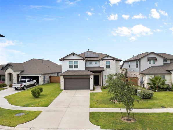 2405 Bayrose Dr