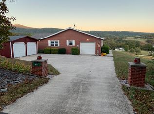 425 Hawk Ridge Rd, Petersburg, WV 26847