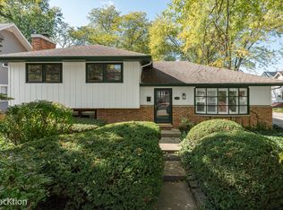 5402 Webster St, Downers Grove, IL 60515