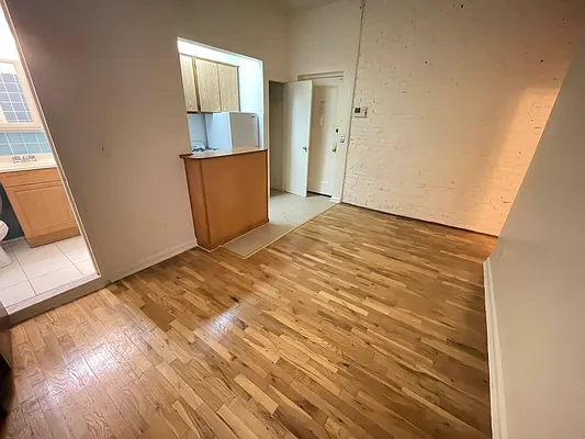 Rented by Best Apartments North Inc | media 4