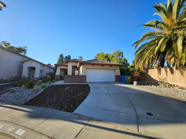 8113 Fangio Ct, Elk Grove, CA 95758
