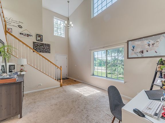3rd image of 2481 Jamestown Ln