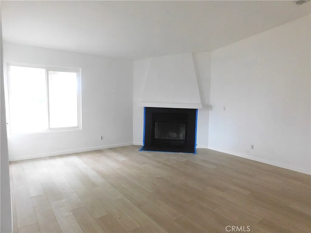 3 bed, 1338 sqft, $2,000 — Photo 4
