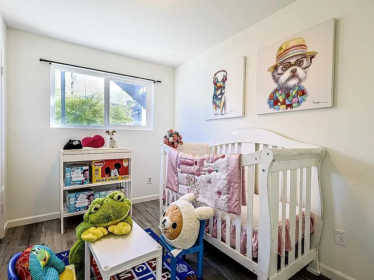 2911 California St #2 — Photo 12